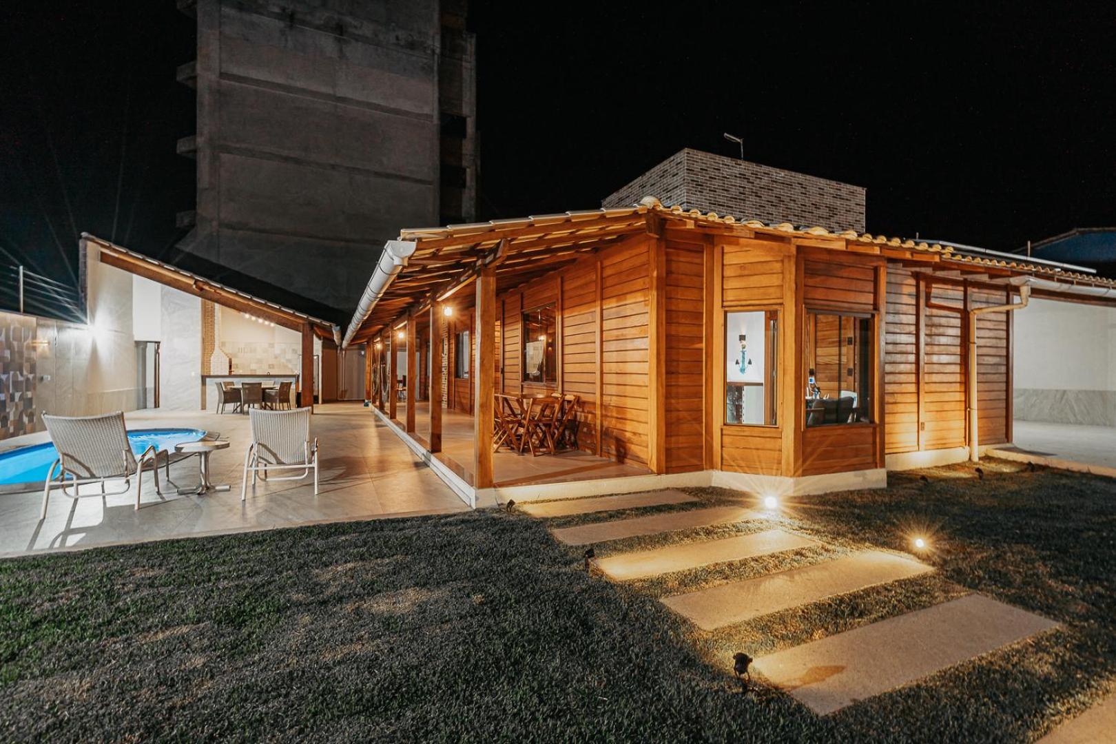 Casadecastelhanos, Quadra Do Mar De Castelhanos, 4 Suites Com Ar, Churrasqueira, Piscina, Hidromassagem, Cozinha Integrada Gourmet Ideal Para Familia E Amigos Anchieta  Exterior foto